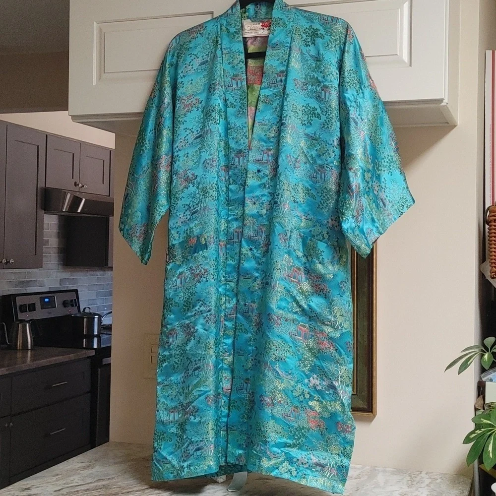Vintage Peony Shanghai Robe Rayon Size M